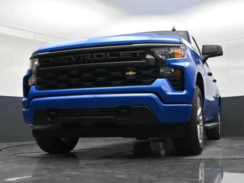 Used 2025 Chevrolet Silverado 1500 Custom RWD image 27