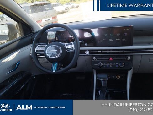 New 2026 Hyundai Tucson SE image 21