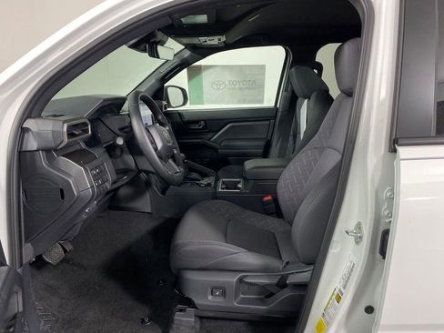 New 2025 Toyota Tacoma SR5 image 7