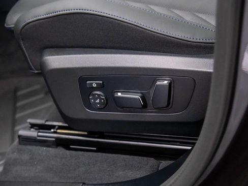 New 2025 BMW X3 xDrive30i w/ Premium Package image 15