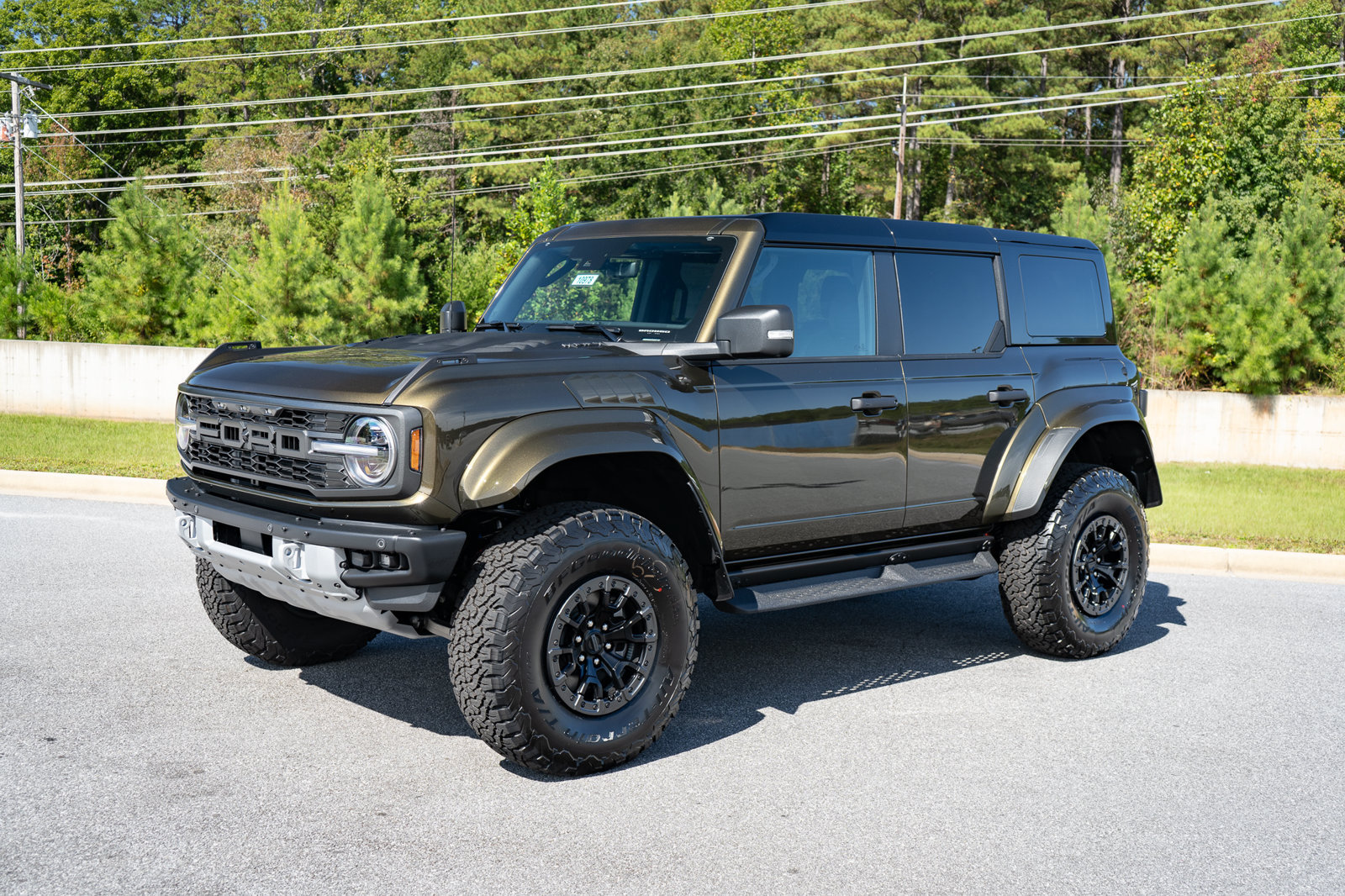 New 2026 Ford Bronco Raptor w/ Interior Carbon Fiber Pack AWD/4WD image 11