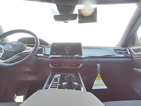 New 2026 Volkswagen Atlas Cross Sport SE AWD/4WD image 25