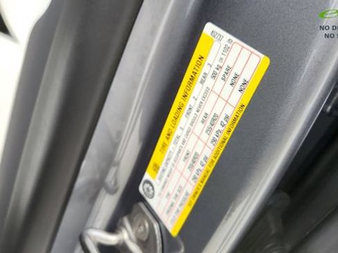 Used 2026 Tesla Model Y AWD image 71
