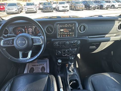 Used 2022 Jeep Wrangler Unlimited Sahara image 21