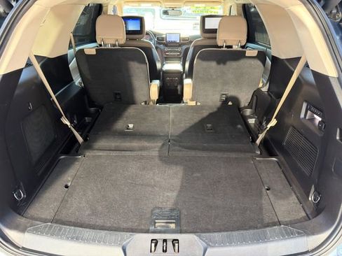 Used 2020 Ford Explorer Limited w/ Hybrid Equipment Group 310A image 49