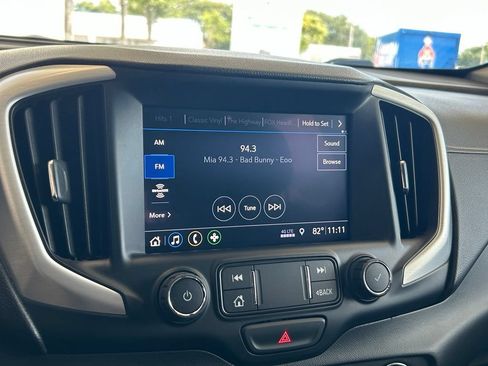Used 2020 GMC Terrain SLT w/ Preferred Package FWD image 12