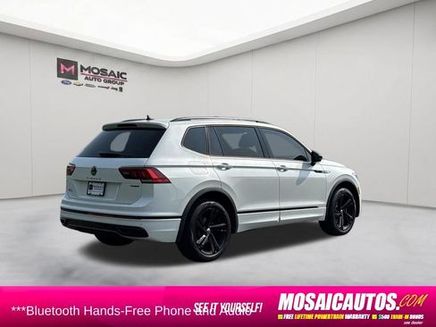 Used 2023 Volkswagen Tiguan SE R-Line AWD/4WD image 7