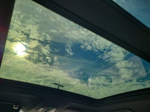 Certified 2024 Audi Q5 e Premium Plus w/ Premium Plus Package image 15