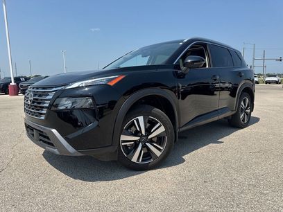 Used 2025 Nissan Rogue SL w/ Tech Package