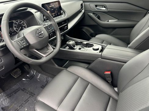 New 2026 Nissan Rogue SV AWD/4WD image 10