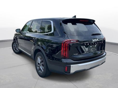 Used 2023 Kia Telluride LX FWD image 8