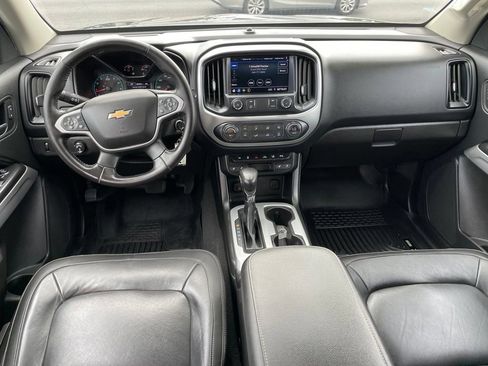 Used 2022 Chevrolet Colorado LT w/ Redline Special Edition AWD/4WD image 13