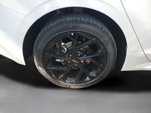 New 2026 Kia K5 GT-Line image 5