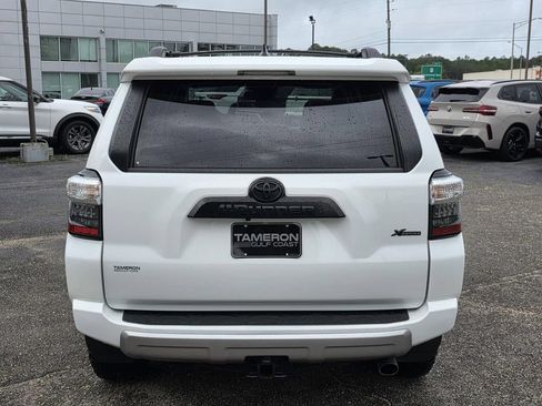 Used 2024 Toyota 4Runner TRD Off-Road Premium w/ Moonroof Package AWD/4WD image 4