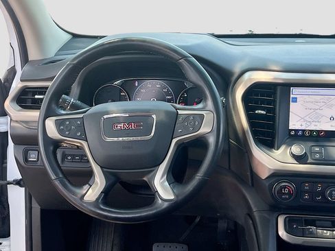 Used 2022 GMC Acadia Denali w/ Denali Technology Package AWD/4WD image 24