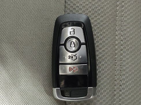 Used 2018 Ford Fusion S image 32