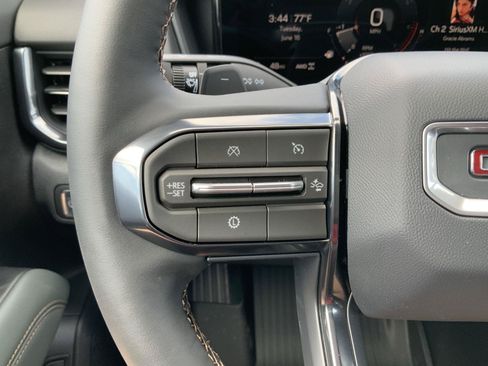 New 2026 GMC Terrain AT4 w/ LPO, Floor Liner Package AWD/4WD image 31