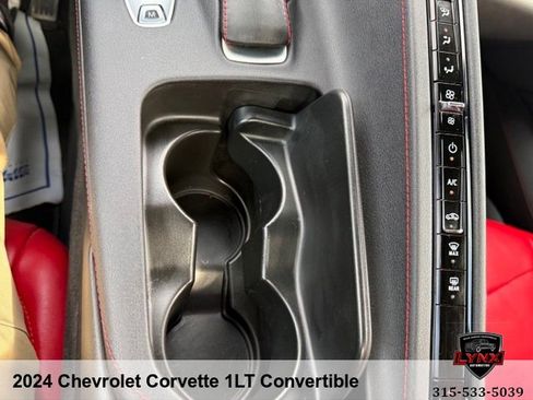 Used 2024 Chevrolet Corvette Stingray Convertible w/ Battery Protection Package RWD image 29