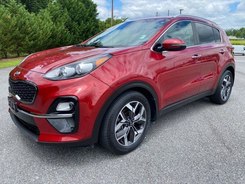 Used 2020 Kia Sportage EX image 1