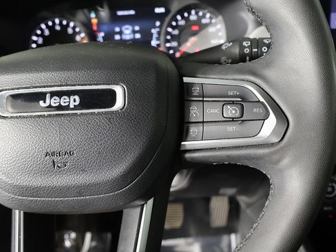 Used 2023 Jeep Compass Limited AWD/4WD image 39