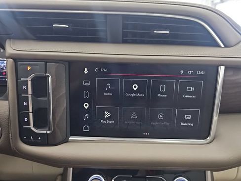 Used 2024 GMC Yukon Denali w/ Advanced Technology Package AWD/4WD image 18
