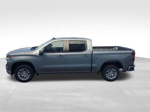 Used 2023 Chevrolet Silverado 1500 LT image 2