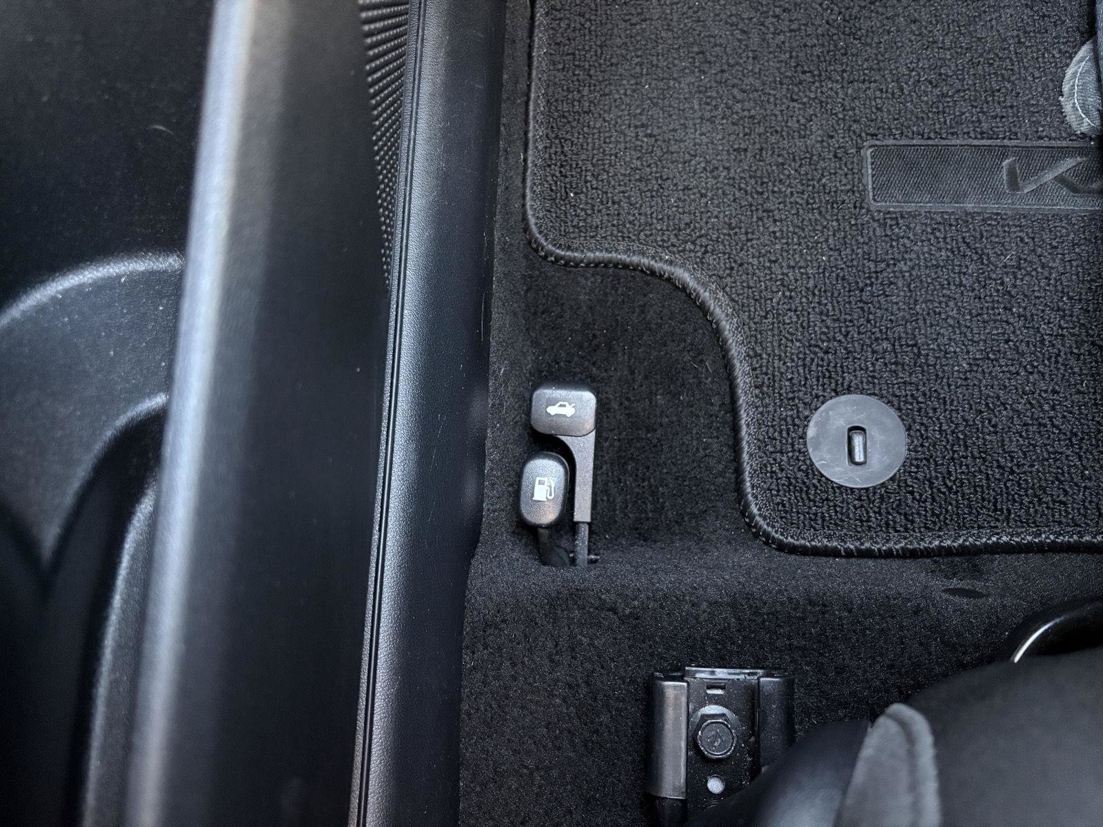 Used 2025 Kia K4 FWD image 39