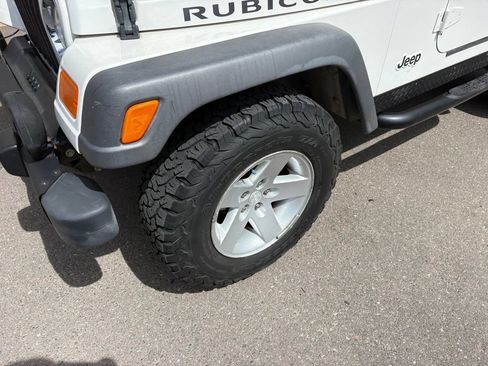 Used 2005 Jeep Wrangler Rubicon AWD/4WD image 10