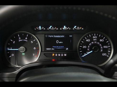 Used 2018 Ford F150 XLT w/ Equipment Group 302A Luxury AWD/4WD image 9