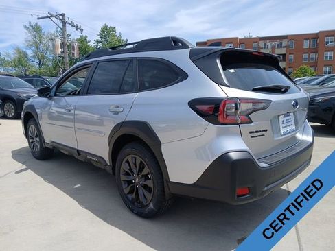 Used 2025 Subaru Outback Onyx Edition AWD/4WD image 4