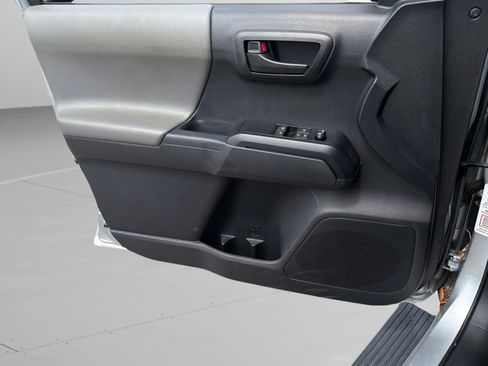 Used 2023 Toyota Tacoma SR RWD image 19