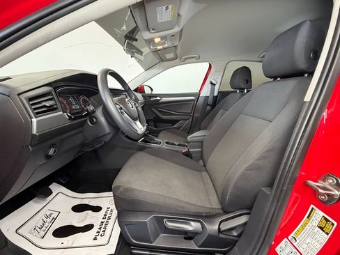 Used 2019 Volkswagen Jetta S FWD image 4