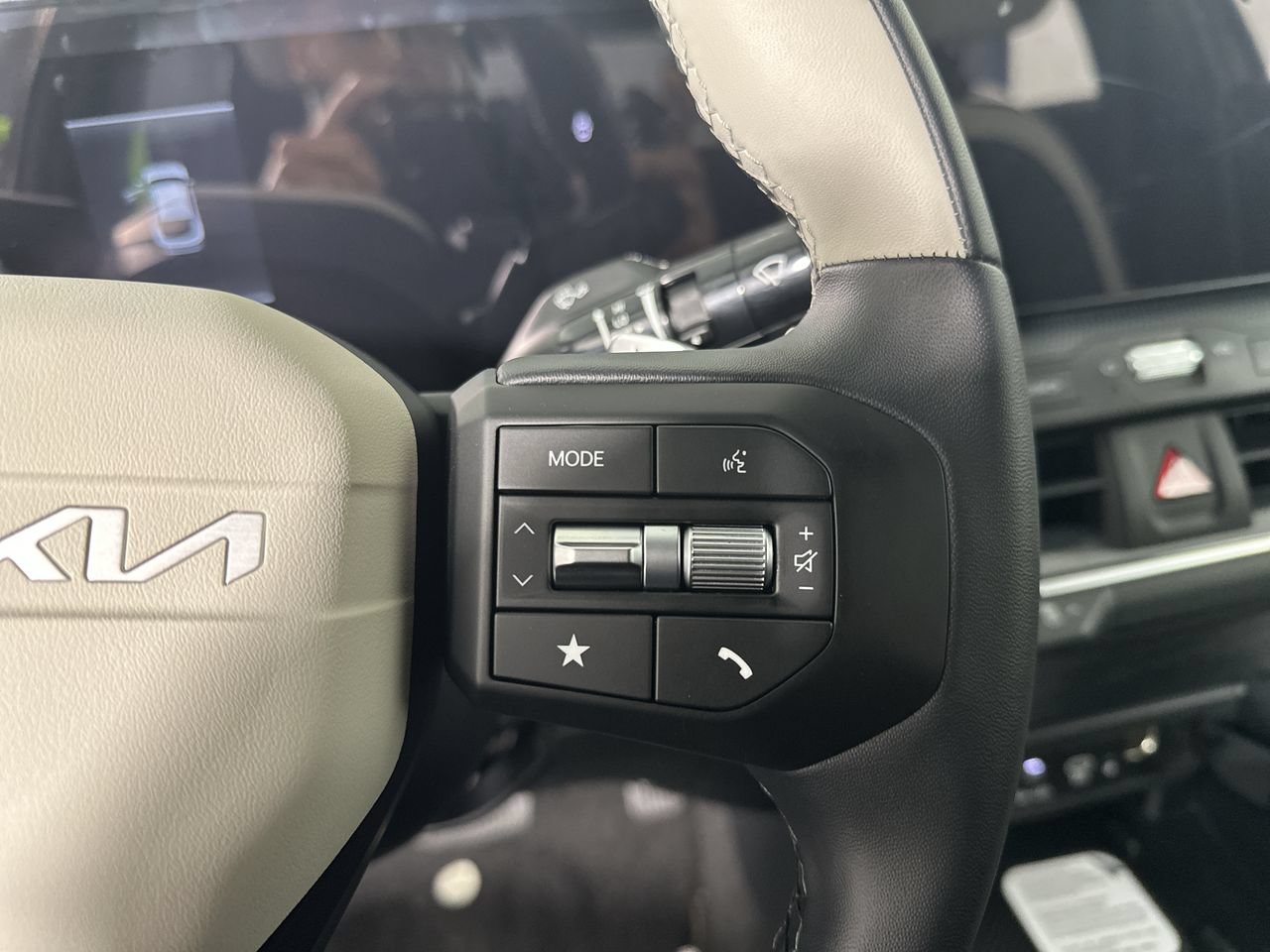 New 2026 Kia K4 GT-Line Turbo FWD image 7