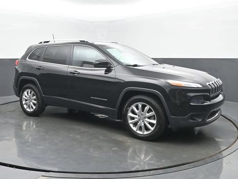 Used 2016 Jeep Cherokee Limited AWD/4WD image 7