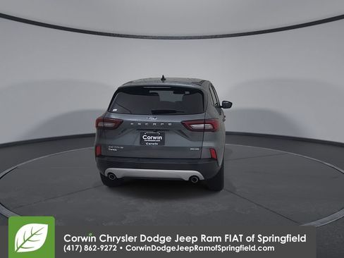 Used 2025 Ford Escape Active AWD/4WD image 13