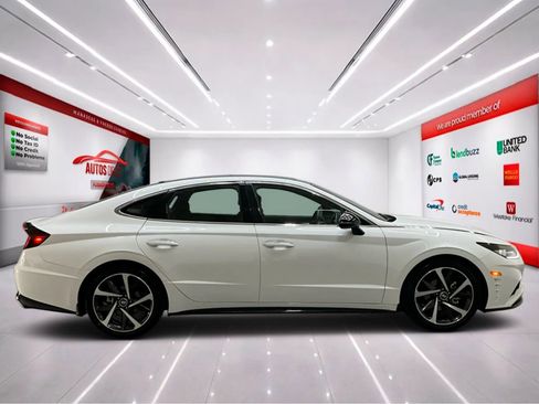 Used 2023 Hyundai Sonata SEL Plus FWD image 8