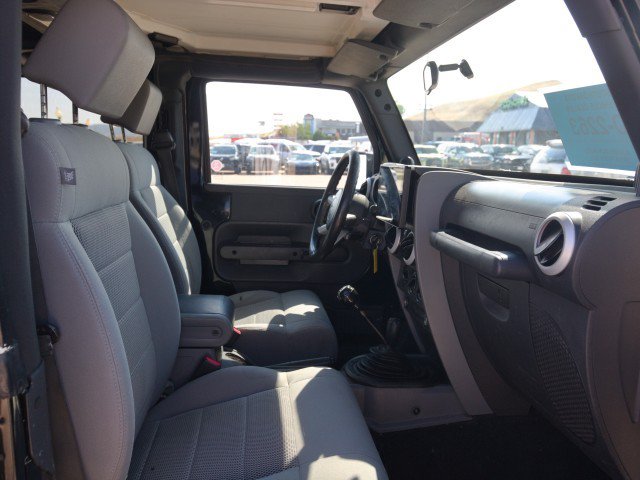Used 2008 Jeep Wrangler Sahara AWD/4WD image 23