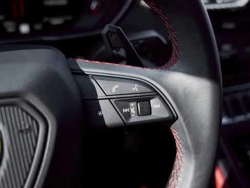 Used 2024 Lamborghini Urus S image 63