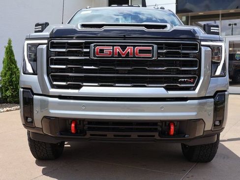 New 2026 GMC Sierra 2500 AT4 w/ AT4 Premium Plus Package AWD/4WD image 2