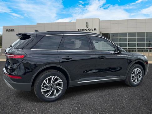 New 2026 Lincoln Corsair Premiere FWD image 3