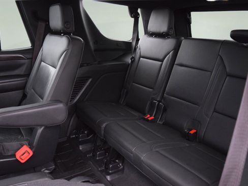 Used 2021 Chevrolet Tahoe Z71 w/ Z71 Signature Package image 9