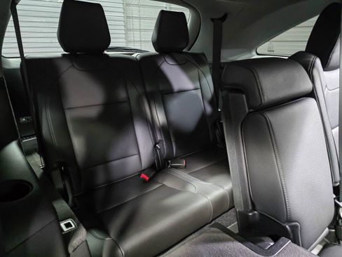 Used 2020 Acura MDX SH-AWD 7-Passenger SUV image 20