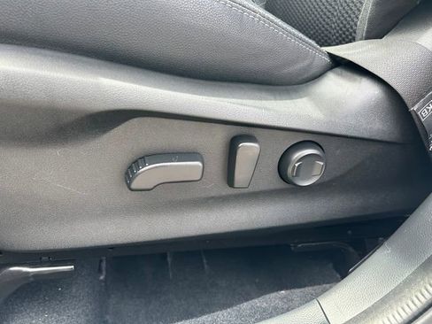 Used 2021 Subaru Forester Premium AWD/4WD image 20