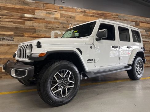 New 2026 Jeep Wrangler Sahara image 16