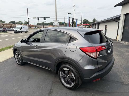 Used 2018 Honda HR-V EX image 3