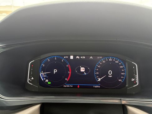 Certified 2024 Volkswagen Taos SEL image 22