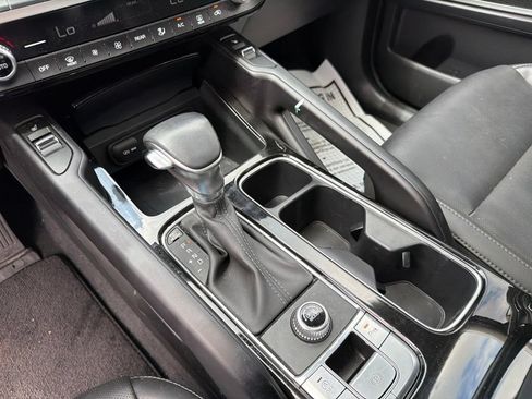 Used 2024 Kia Telluride S w/ S Sunroof Package FWD image 15