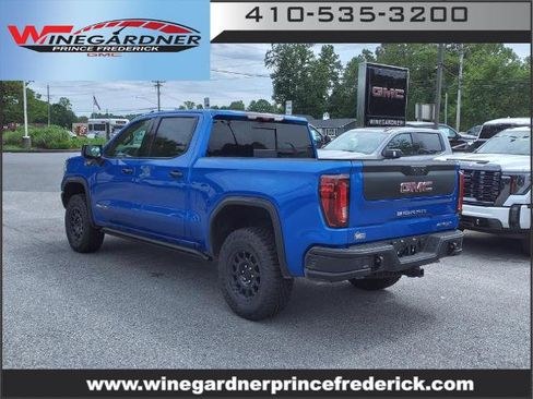 New 2024 GMC Sierra 2500 Denali w/ Denali Reserve Package image 4