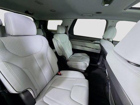 Used 2024 Hyundai Palisade SEL w/ Premium Package FWD image 32
