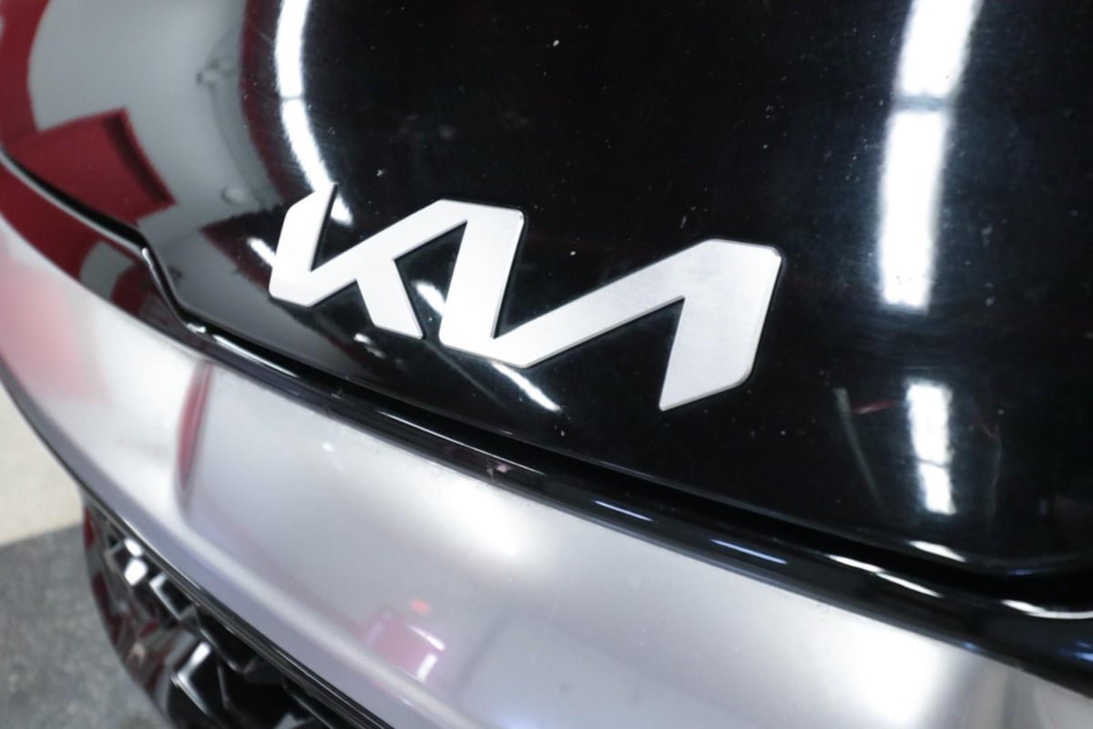 Used 2023 Kia Sportage SX FWD image 40